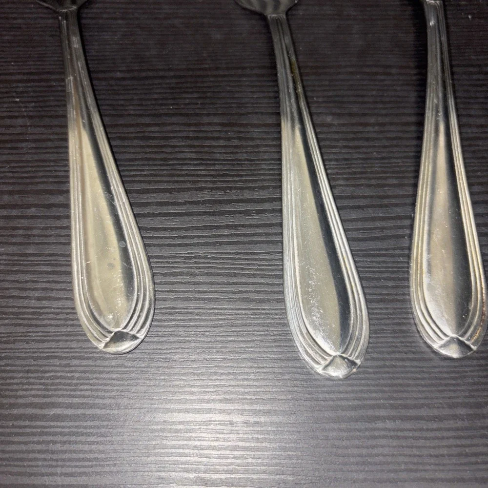 HAMPTON SILVERSMITHS MESSINA 235 DINNER FORKS Set of 7 Stainless Flatware